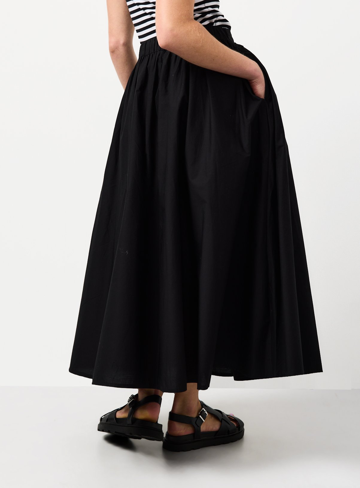 Black Poplin Fabric Midaxi Full Skirt 12 - Image 4 thumbnail