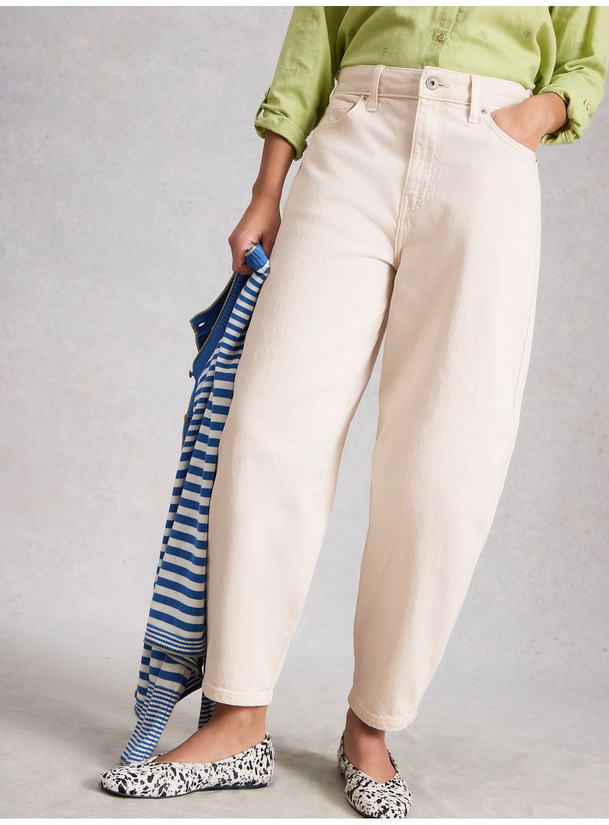 WHITE STUFF Aubrey Barrel Leg Jean White 8 - Image 1 thumbnail