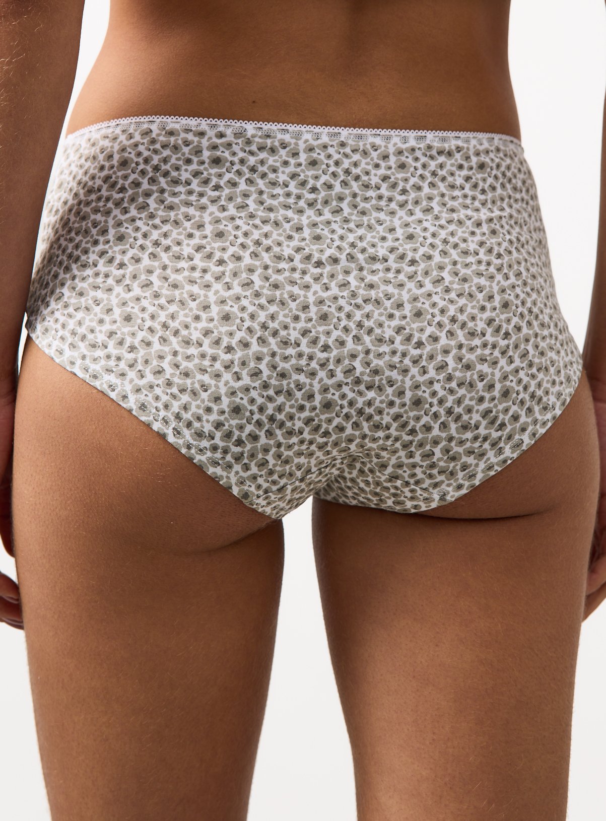 Grey Leopard Print Short Style Knickers 5 Pack 20 - Image 3 thumbnail