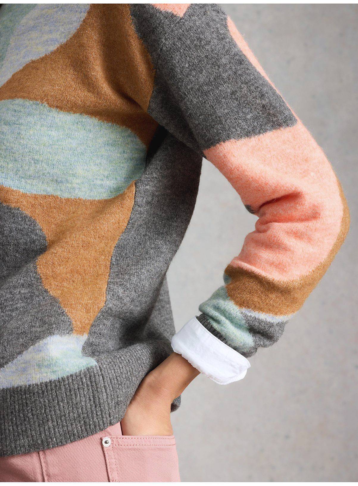 WHITE STUFF Aria Abstract Jumper 8 - Image 4