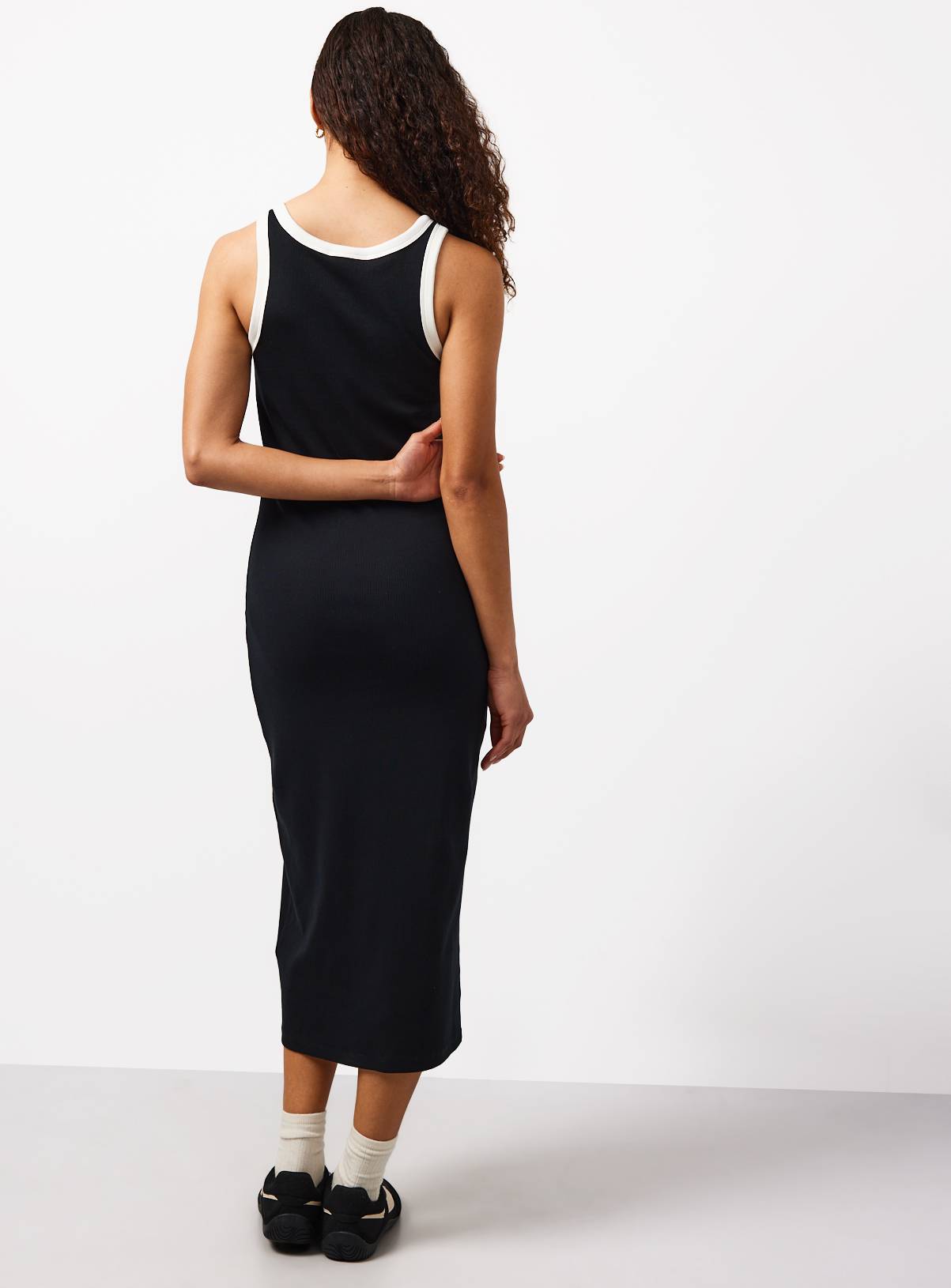Black Built In Bra Midi Sleeveless Column Dress 20 - Image 4