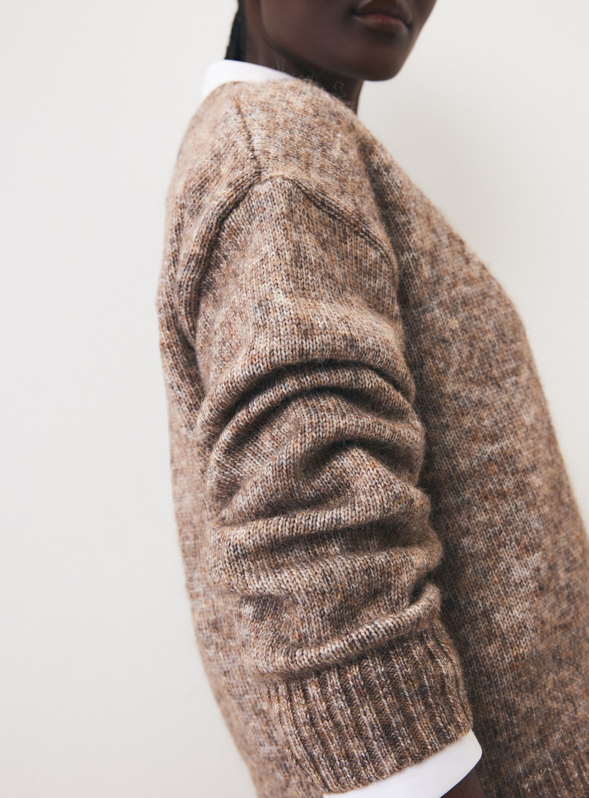 Brown Nordic-Style Crewneck Jumper XL - Image 3 thumbnail