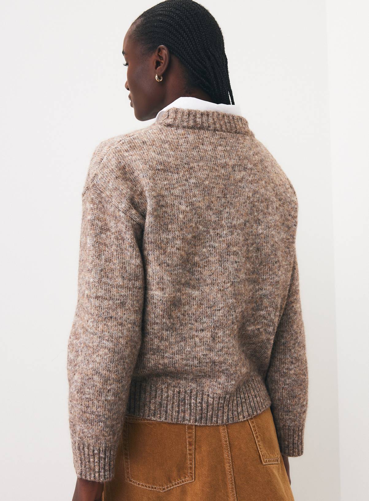Brown Nordic-Style Crewneck Jumper XL - Image 4