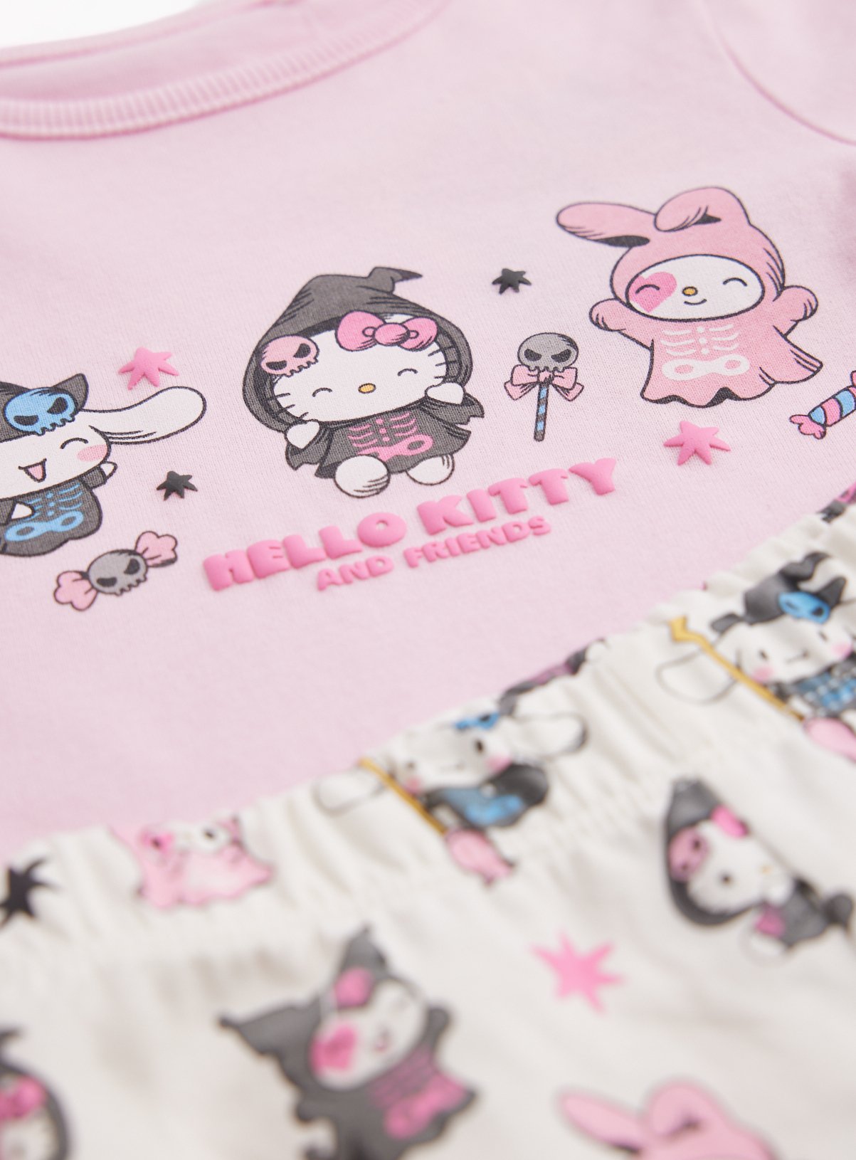 Pink Hello Kitty Halloween Print Pyjamas 18-24 months - Image 2 thumbnail