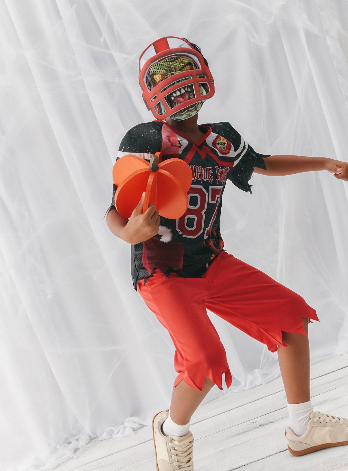 American Football Fancy Dress Costume 7-8 years - Image 1