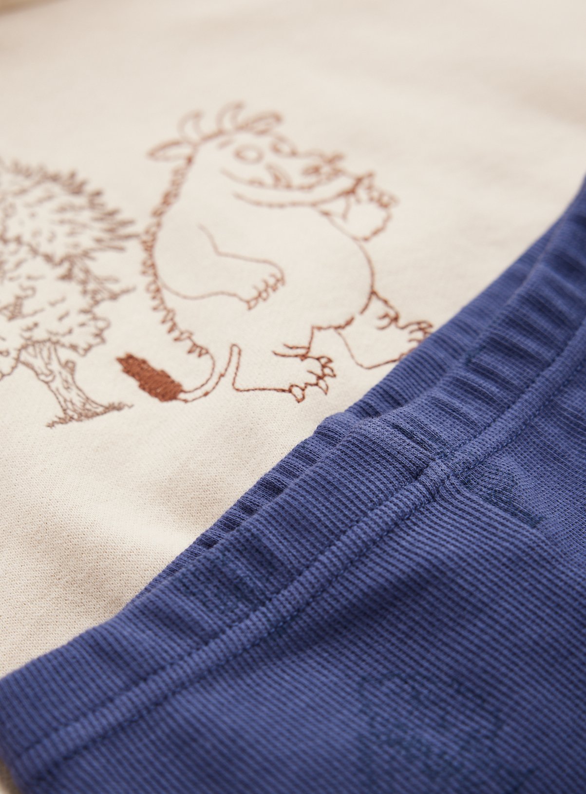 Cream Gruffalo Print Hoodie & Leggings Set 2-3 years - Image 2 thumbnail
