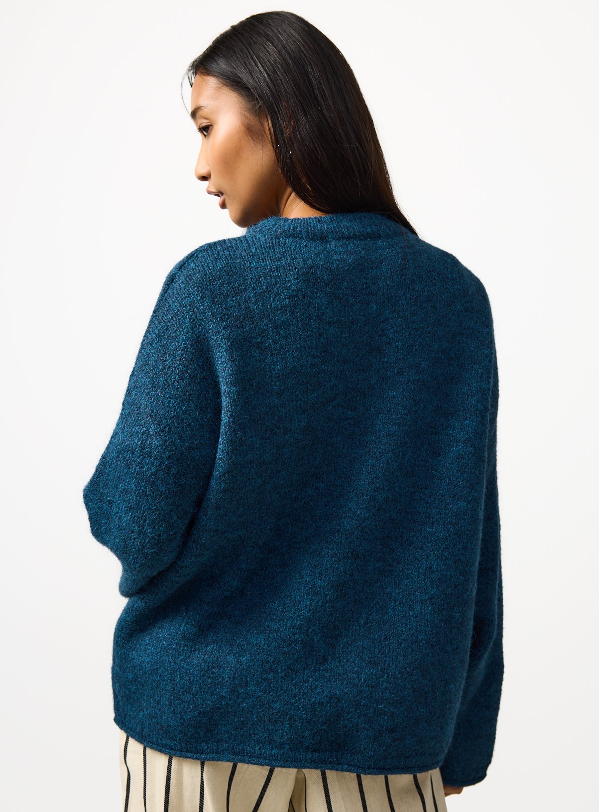Teal Crew Neck Knitted Jumper M - Image 4 thumbnail