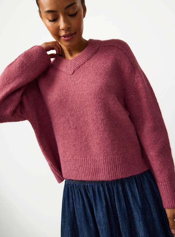 Pink V Neck Saddle Jumper  M