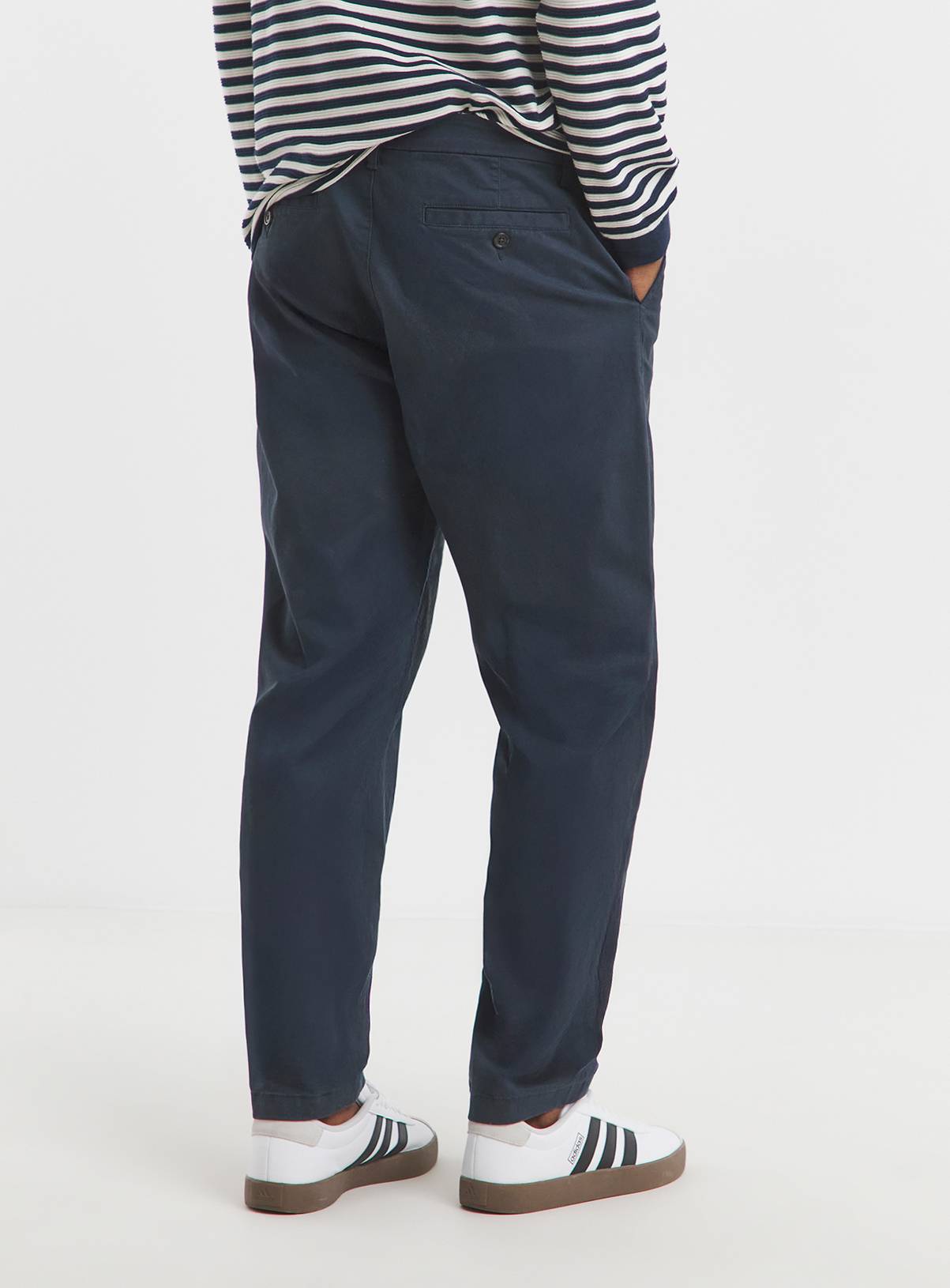 JACAMO Loose Fit Chino Navy 54R - Image 2