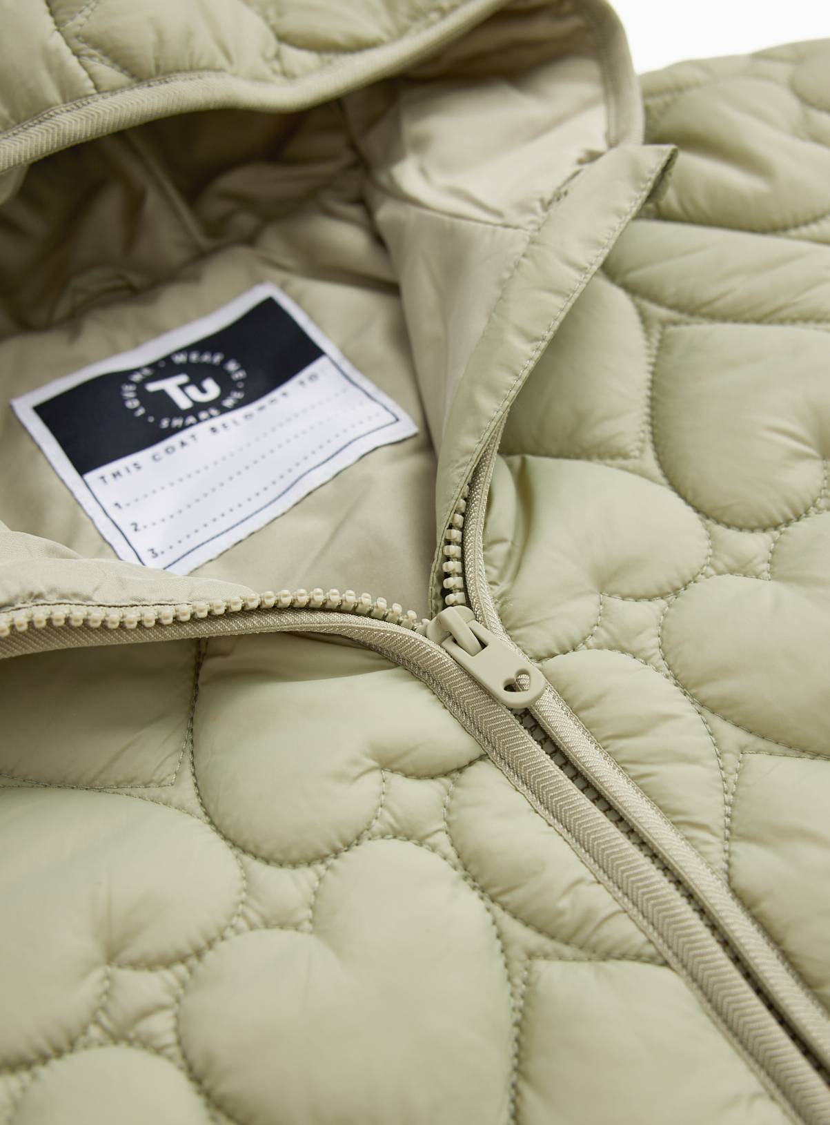 Green Heart Stitch Padded Jacket 2-3 years - Image 2