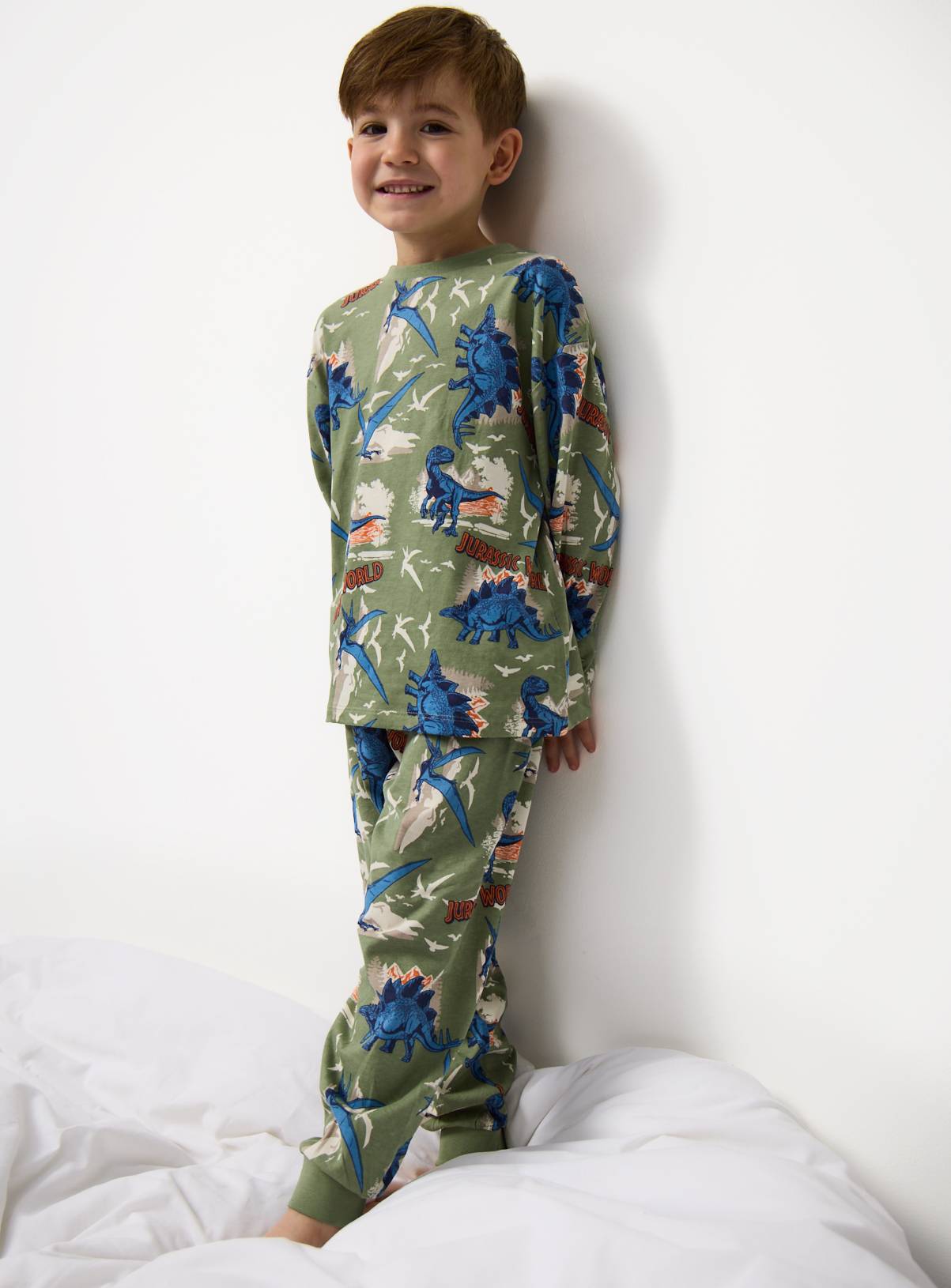 Jurassic World Long Sleeve Pyjama Set 7-8 years - Image 1