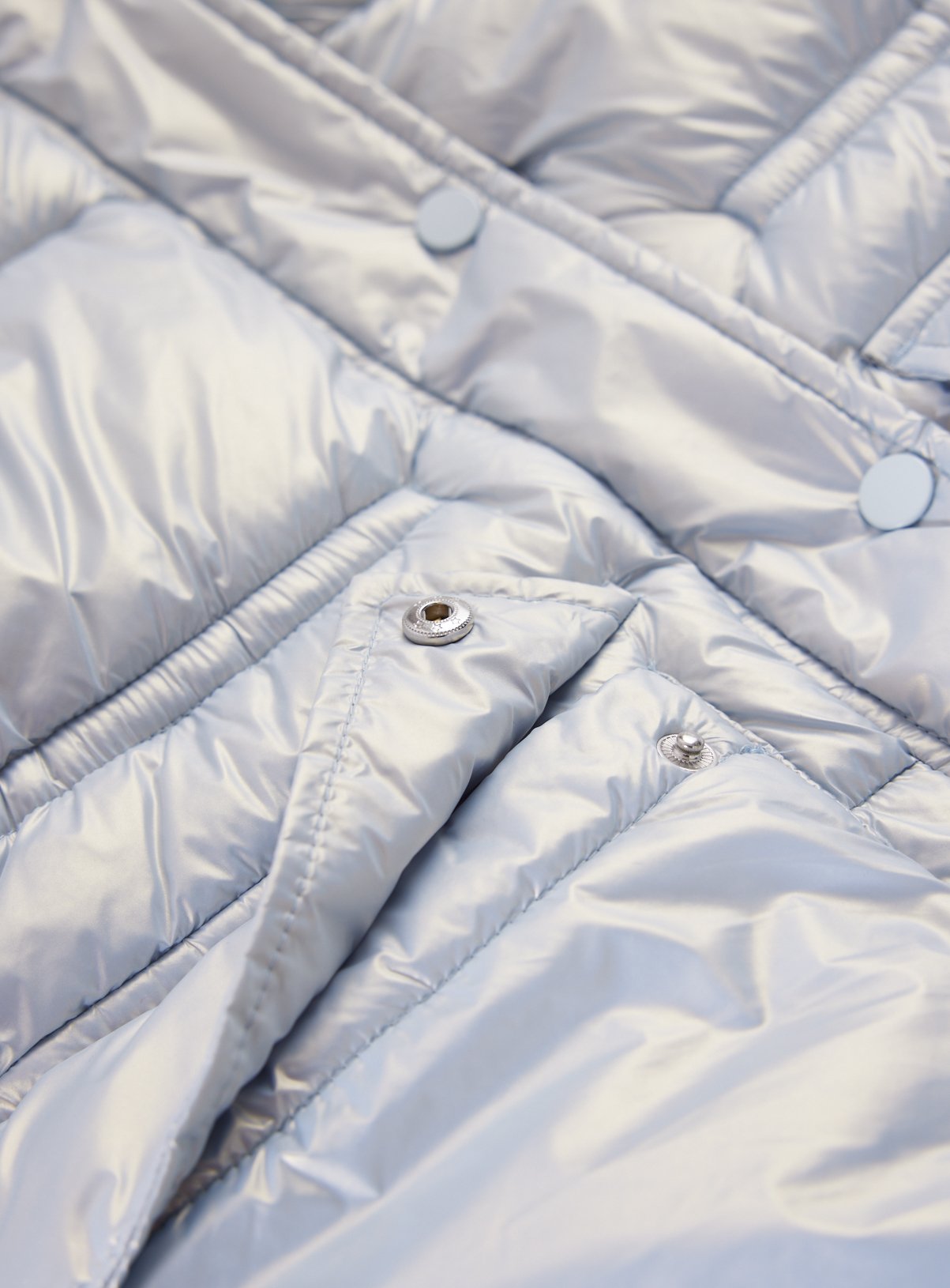 Pearlised Longline Puffer Jacket 3-4 years - Image 3 thumbnail