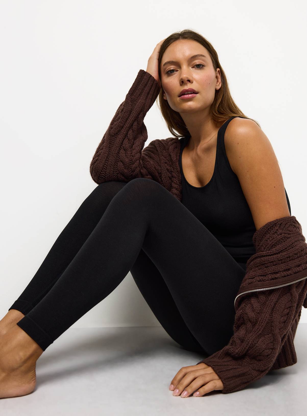 Black Smoothform™ Shaping Thermal Leggings M - Image 2