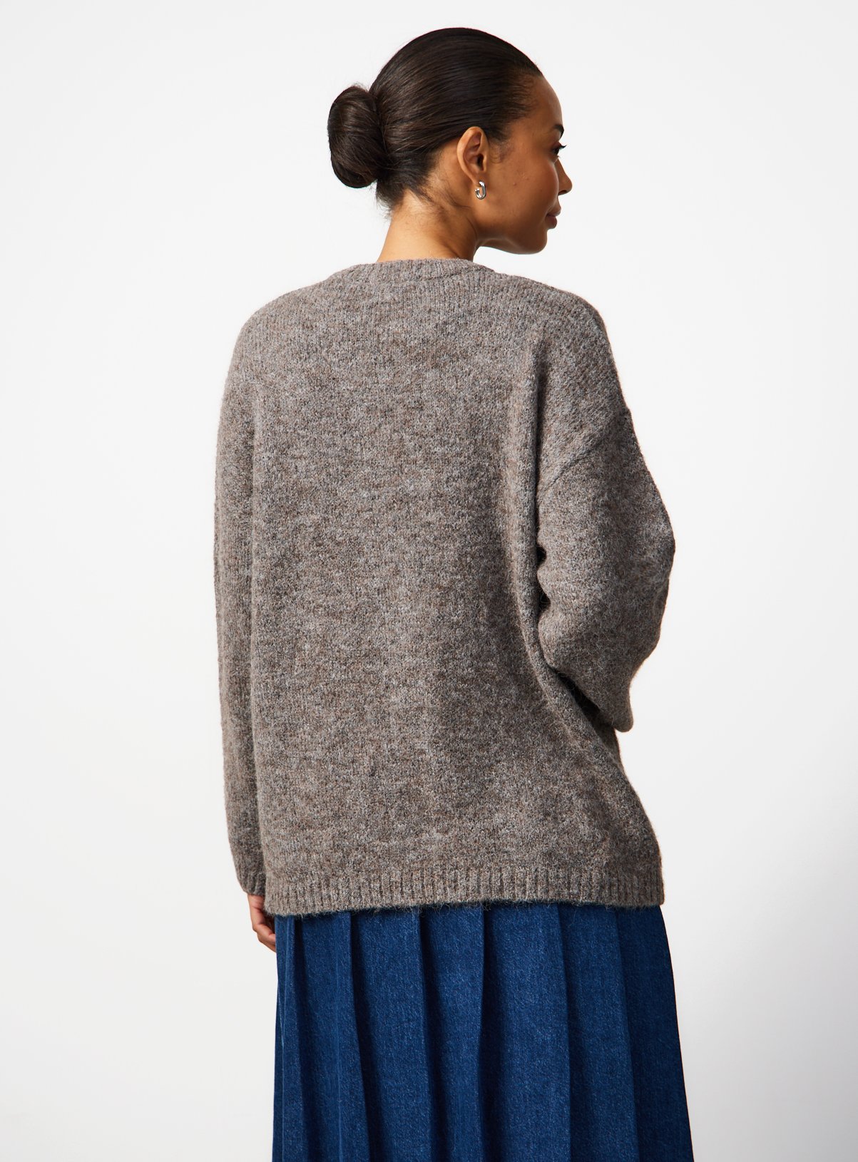 Brown Boyfriend Cardigan With Scarf XL - Image 4 thumbnail