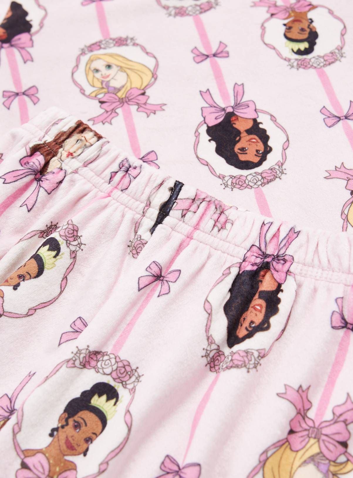 Disney Princess Slinky Pyjama Set 3-4 years - Image 4