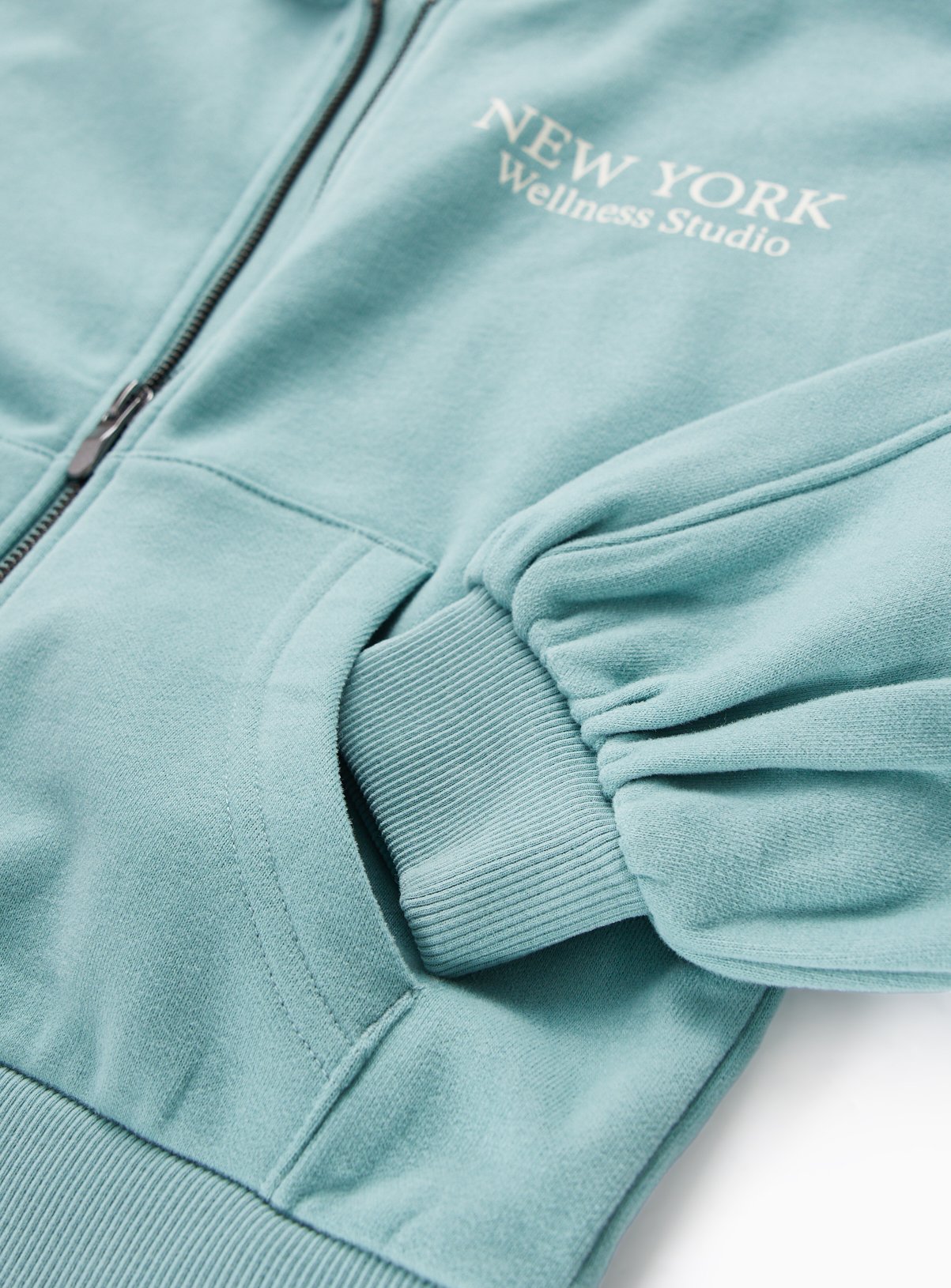 Green New York Motif 3 Piece Tracksuit Set 10 years - Image 4 thumbnail