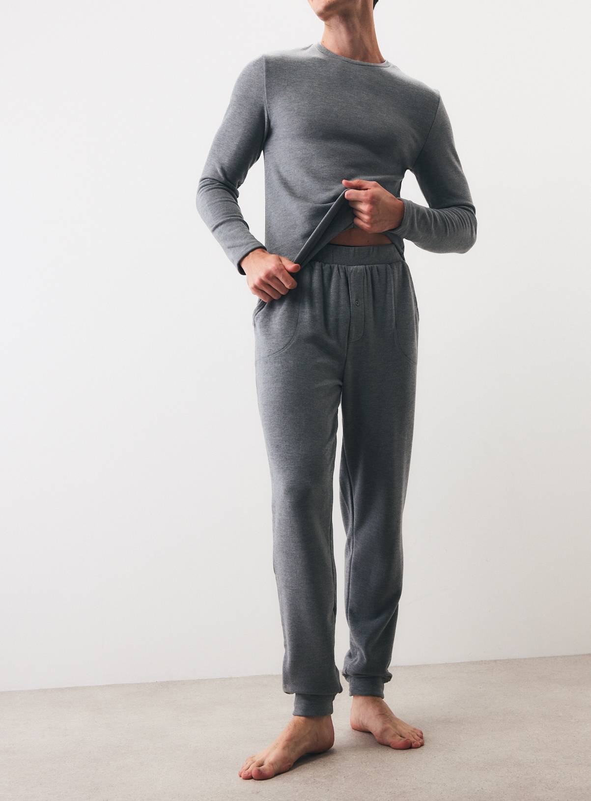 Grey Thermal Max Warmth Joggers M - Image 1