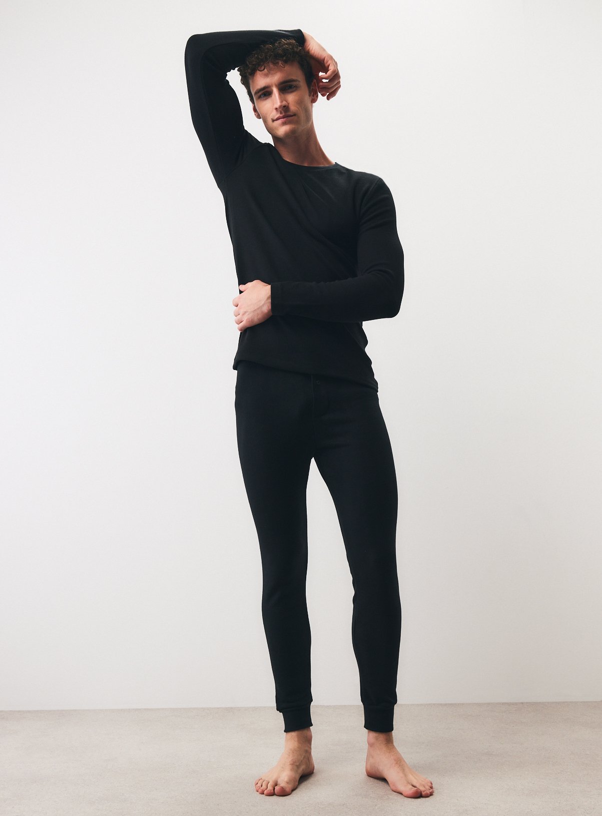 Black Maximum Warmth Thermal Fleece Crewneck Top XL - Image 2 thumbnail