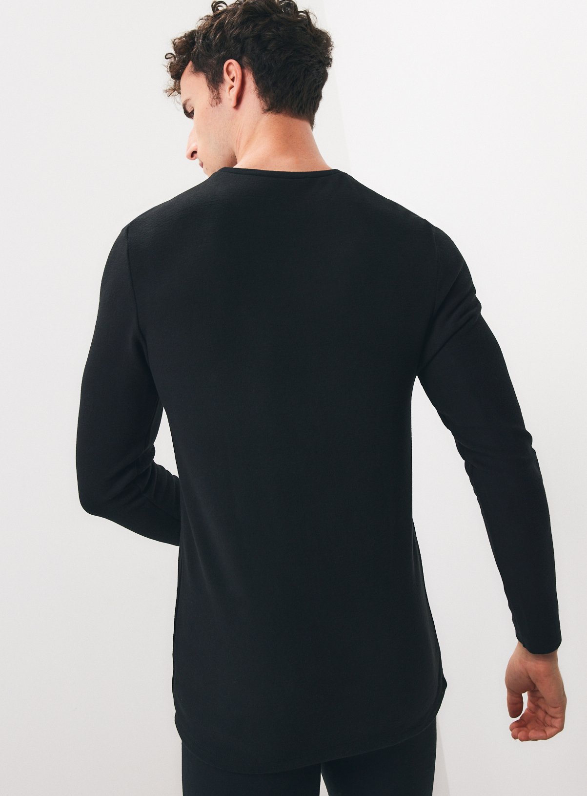 Black Maximum Warmth Thermal Fleece Crewneck Top XL - Image 5 thumbnail
