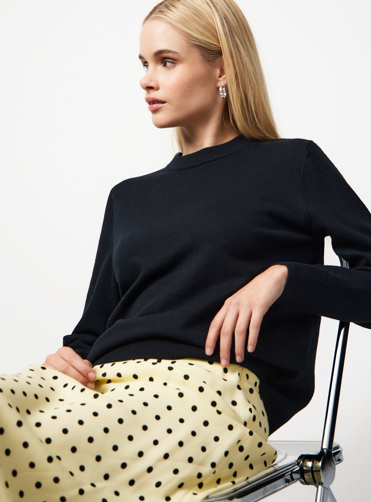 Black Wool Blend Crew Neck Long Sleeve Jumper 12 - Image 1 thumbnail