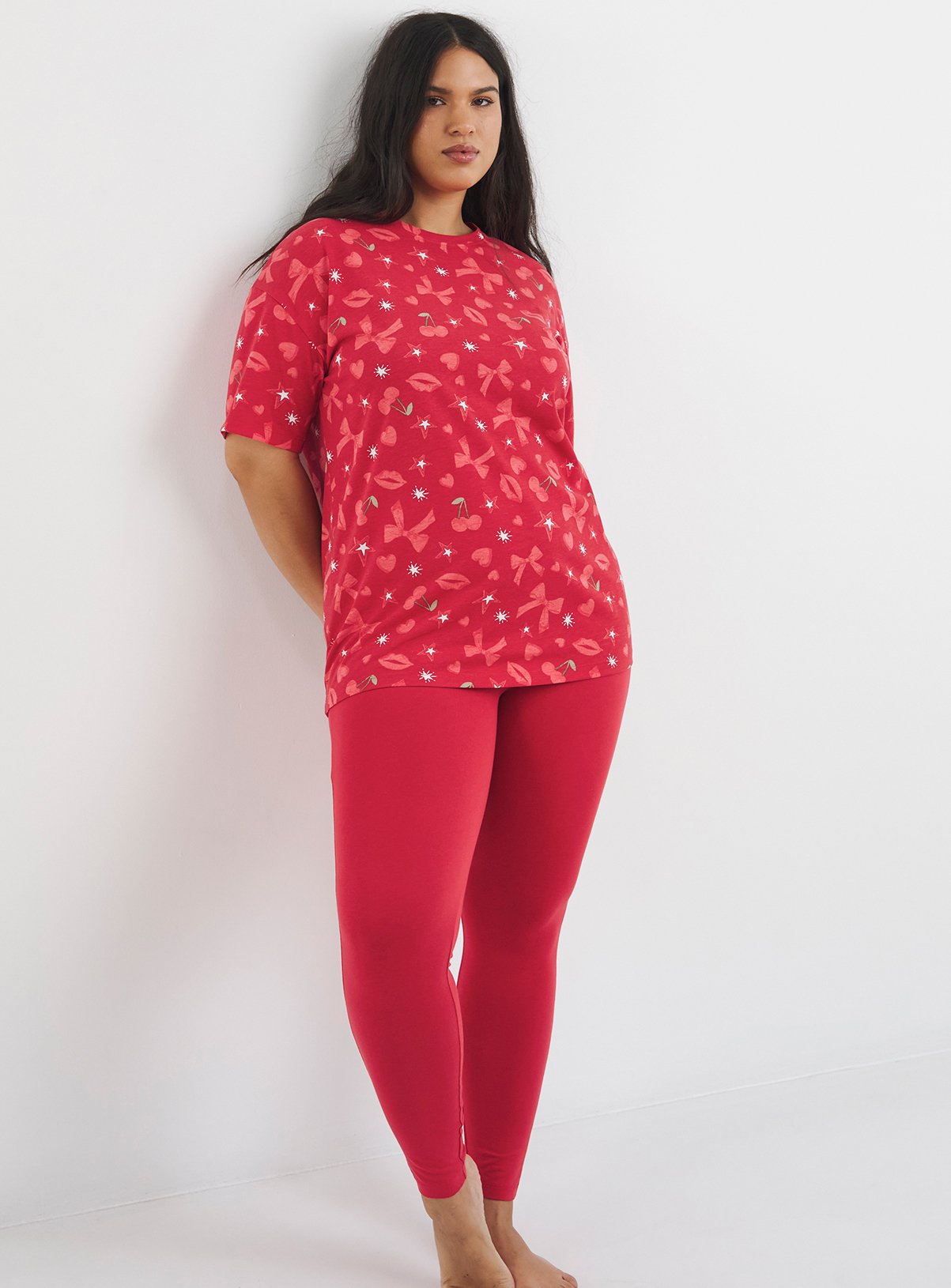 SIMPLY BE Value 2 Pack  Pyjama Sets Heart & Bow Print 32-34 - Image 2 thumbnail