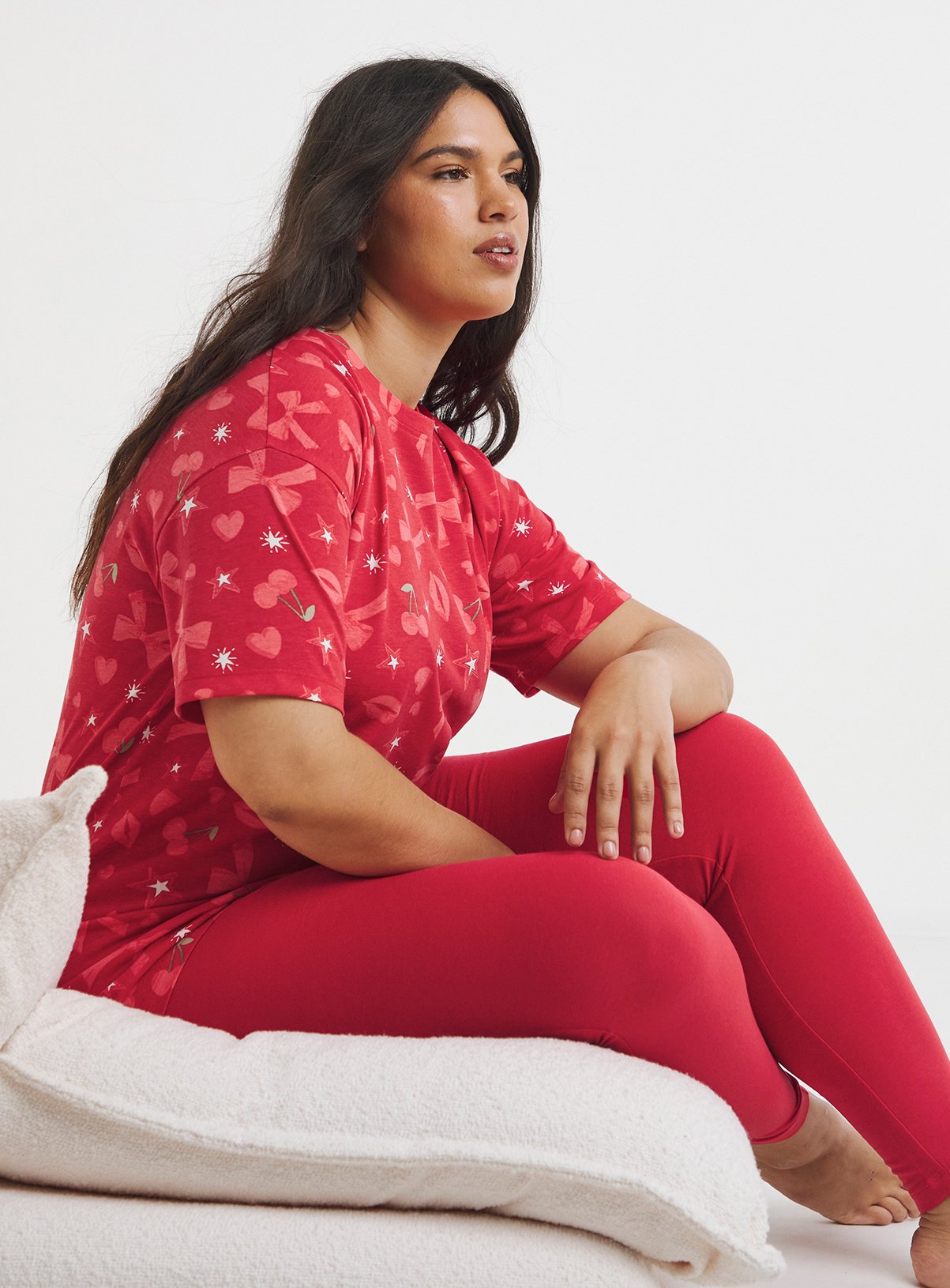SIMPLY BE Value 2 Pack  Pyjama Sets Heart & Bow Print 32-34 - Image 4 thumbnail