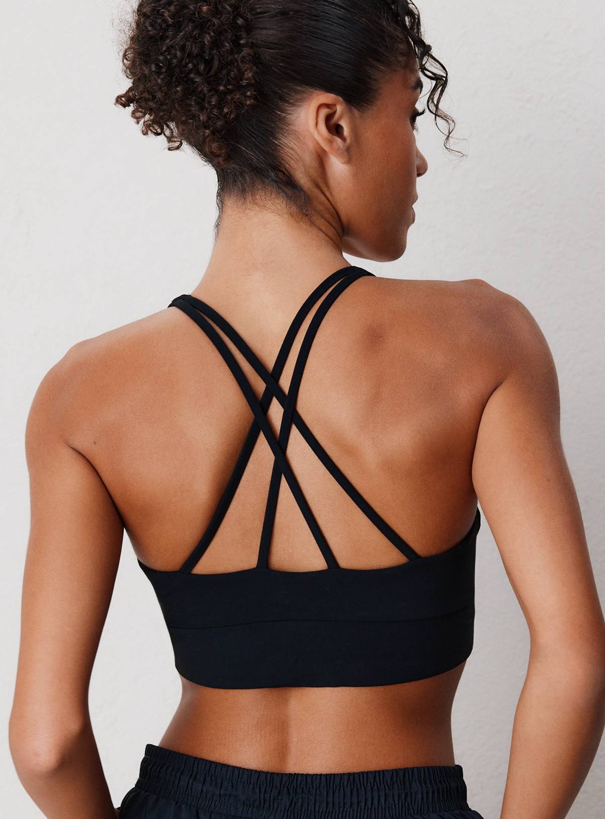 REAKTIV Black Padded Strappy Sports Bra XS - Image 4