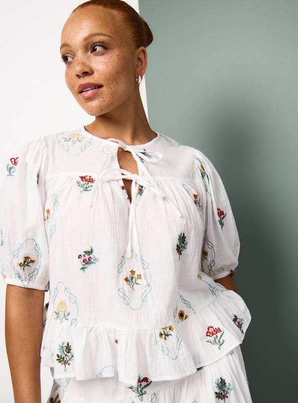 Tu x Morris & Co. White Kelmscott Trellis Embroidered Top 14