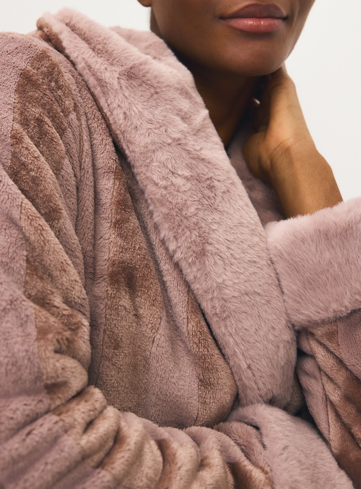 Neutral Shadow Stripe Plush Dressing Gown S - Image 3 thumbnail