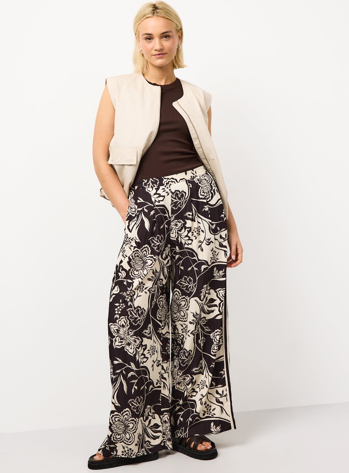 Brown Paisley Print Wide Leg Co-ord Trousers 12 - Image 2 thumbnail