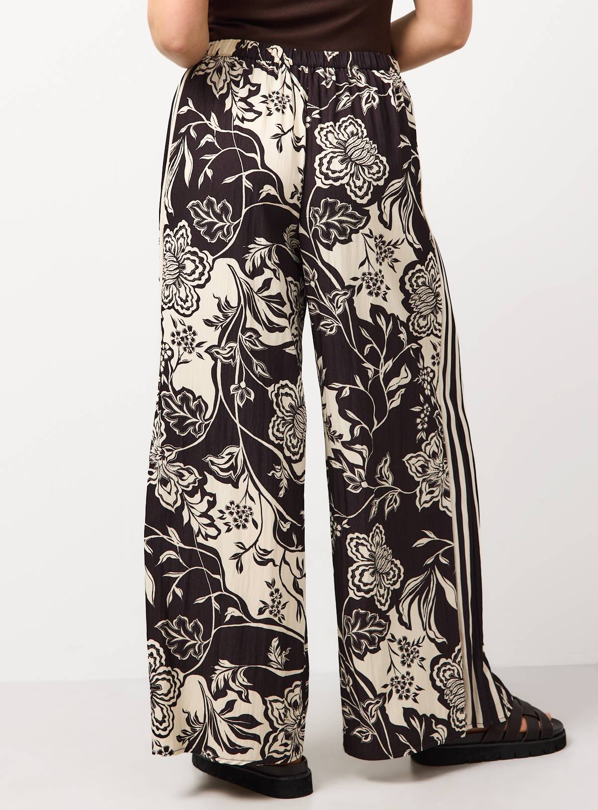 Brown Paisley Print Wide Leg Co-ord Trousers 12 - Image 4