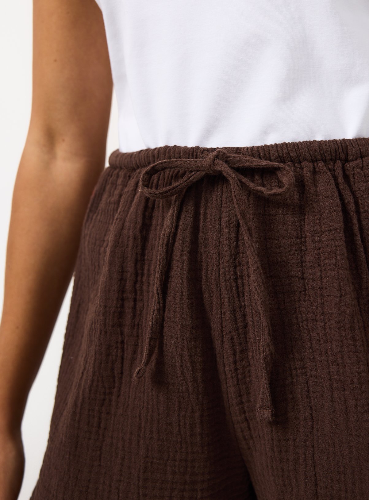 Brown Double Cloth Shorts 16 - Image 3 thumbnail