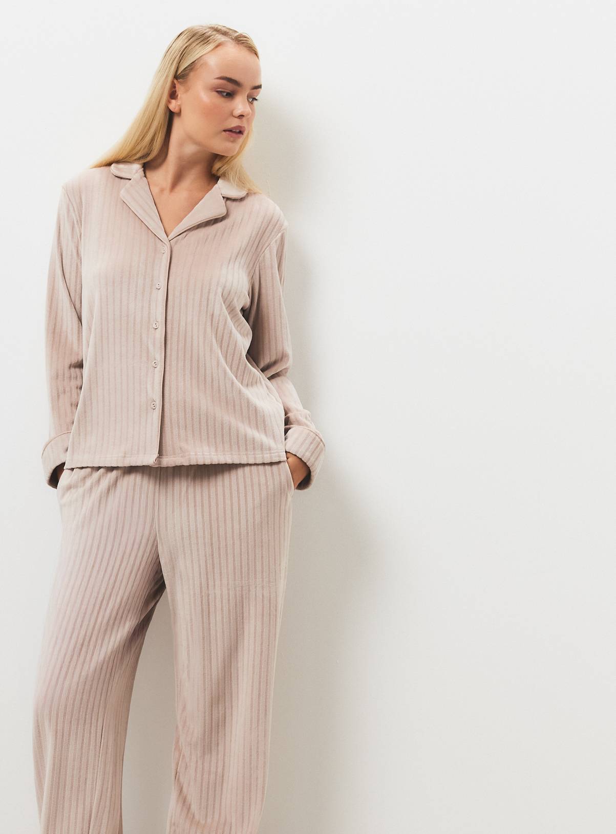 Neutral Carved Slinky Traditional Pyjamas M - Image 1