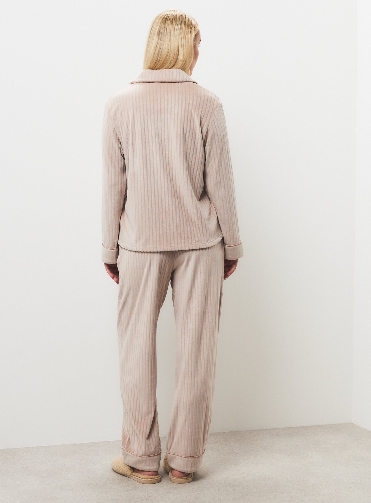 Neutral Carved Slinky Traditional Pyjamas M - Image 4 thumbnail