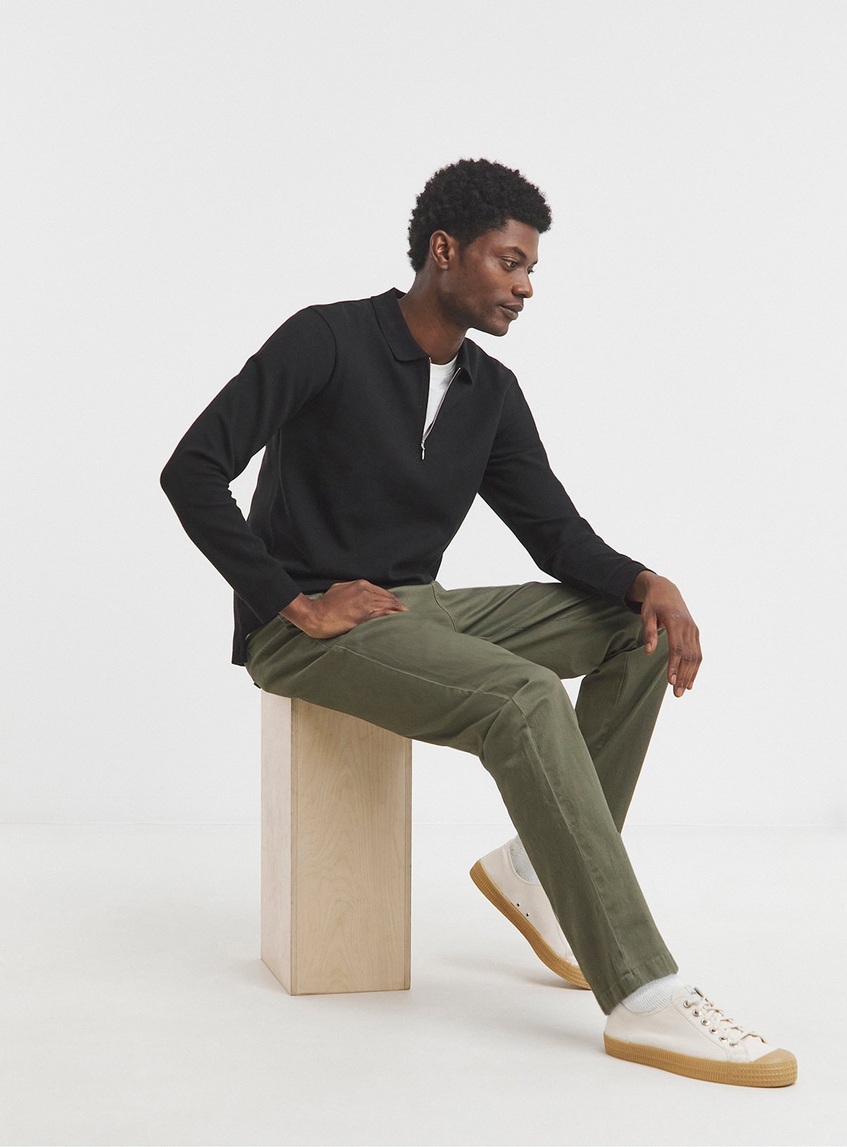 JACAMO Straight Fit Chino Khaki 50R - Image 3 thumbnail