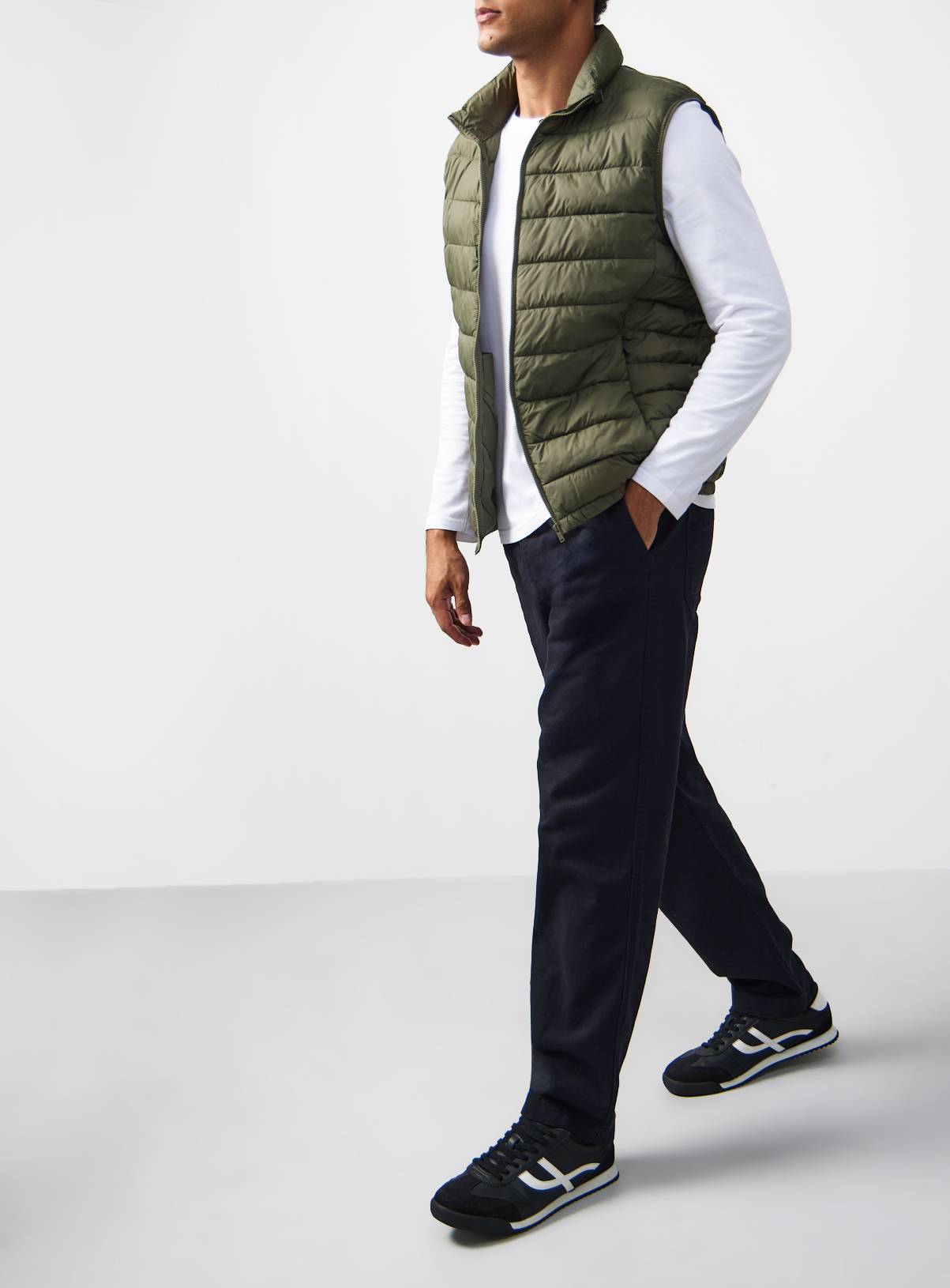 Khaki Padded Detachable Hood Gilet S - Image 3
