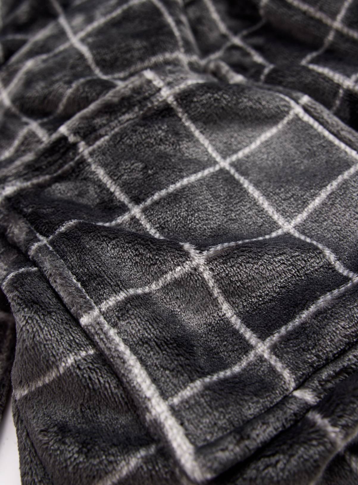 Grey Checked Dressing Gown S - Image 2