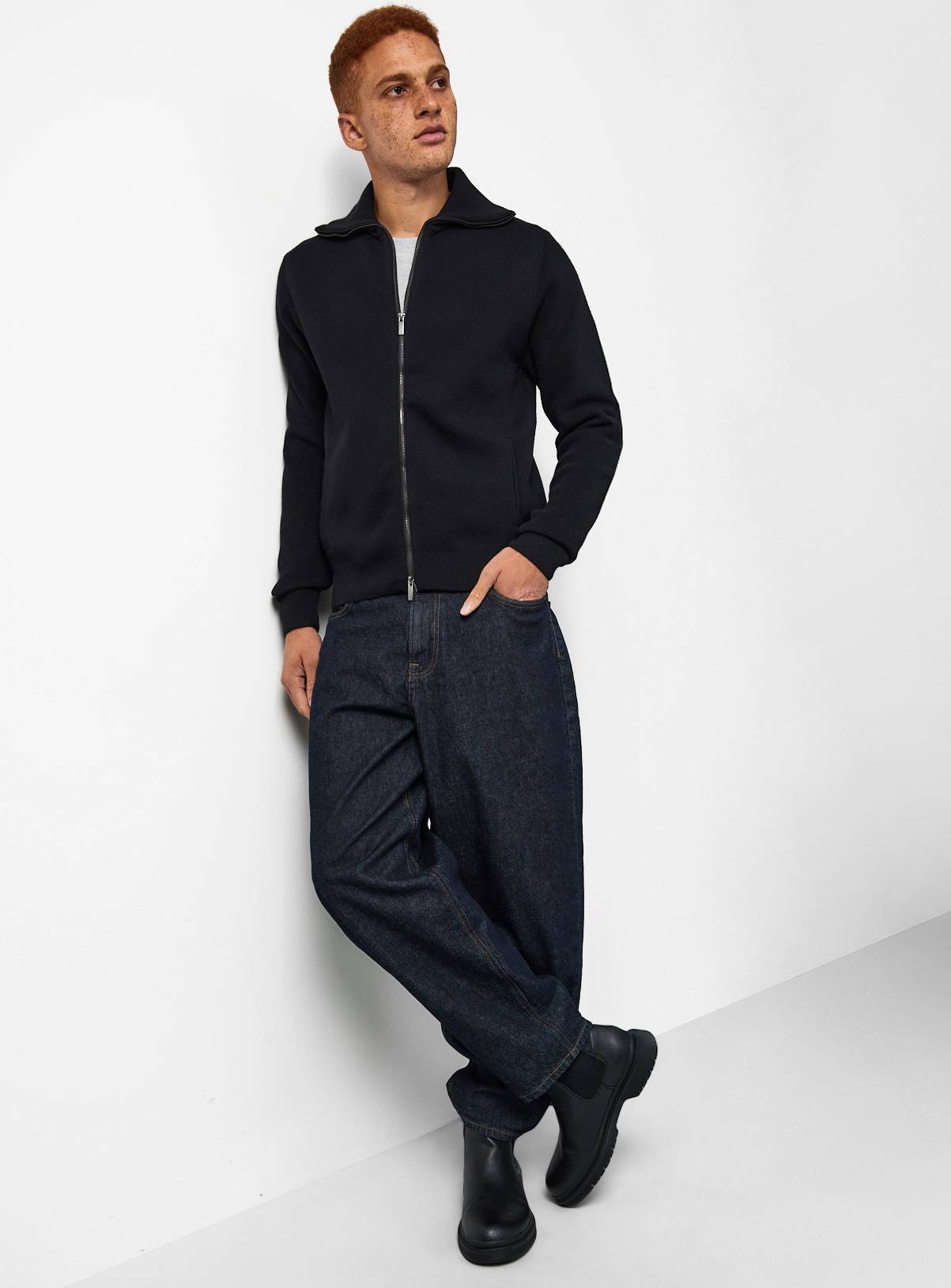 Black Collared Zip Through Jumper XXXL - Image 2