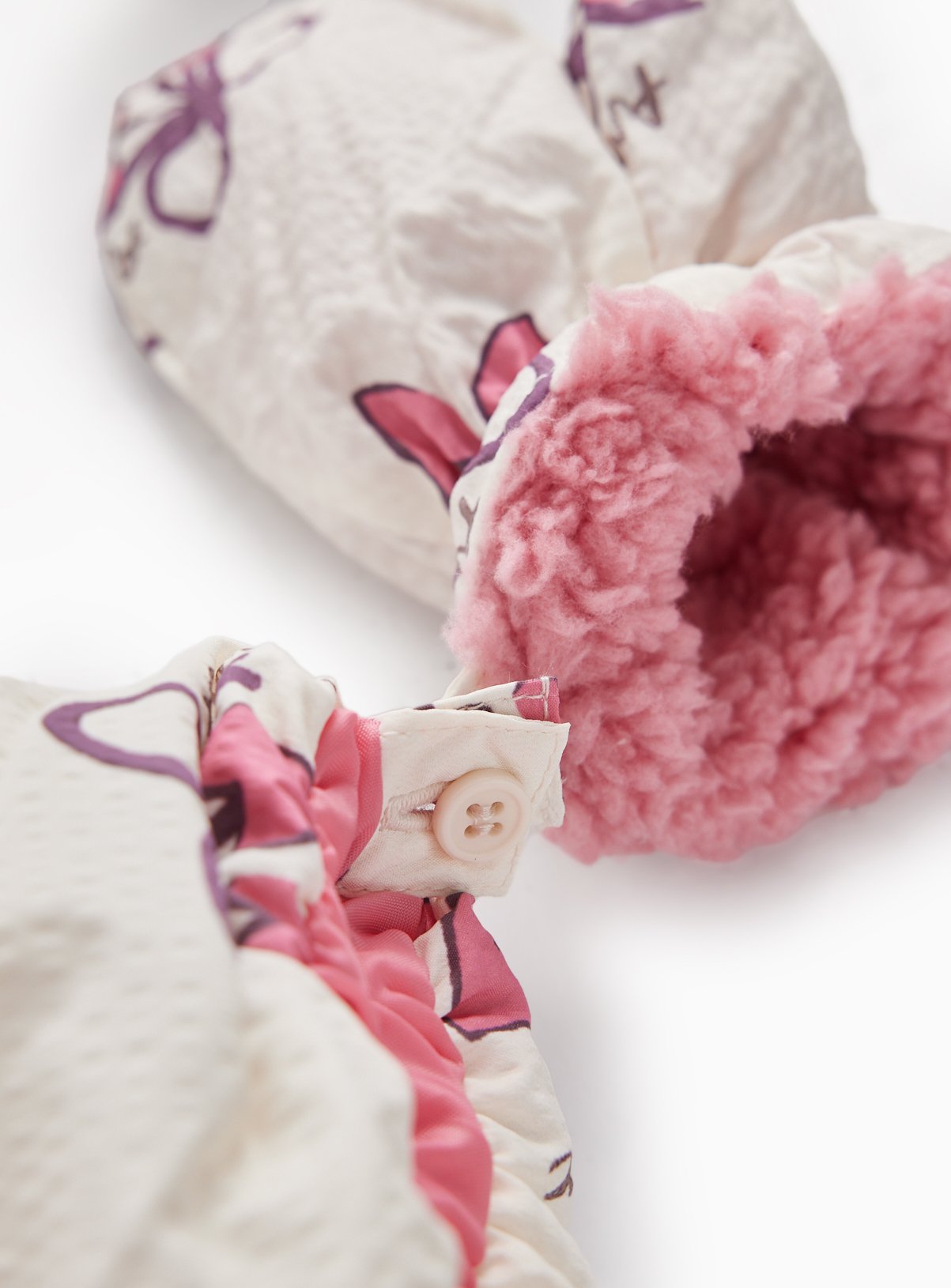 Cream Bow & Heart Print Short Puffer Jacket 7-8 years - Image 3 thumbnail