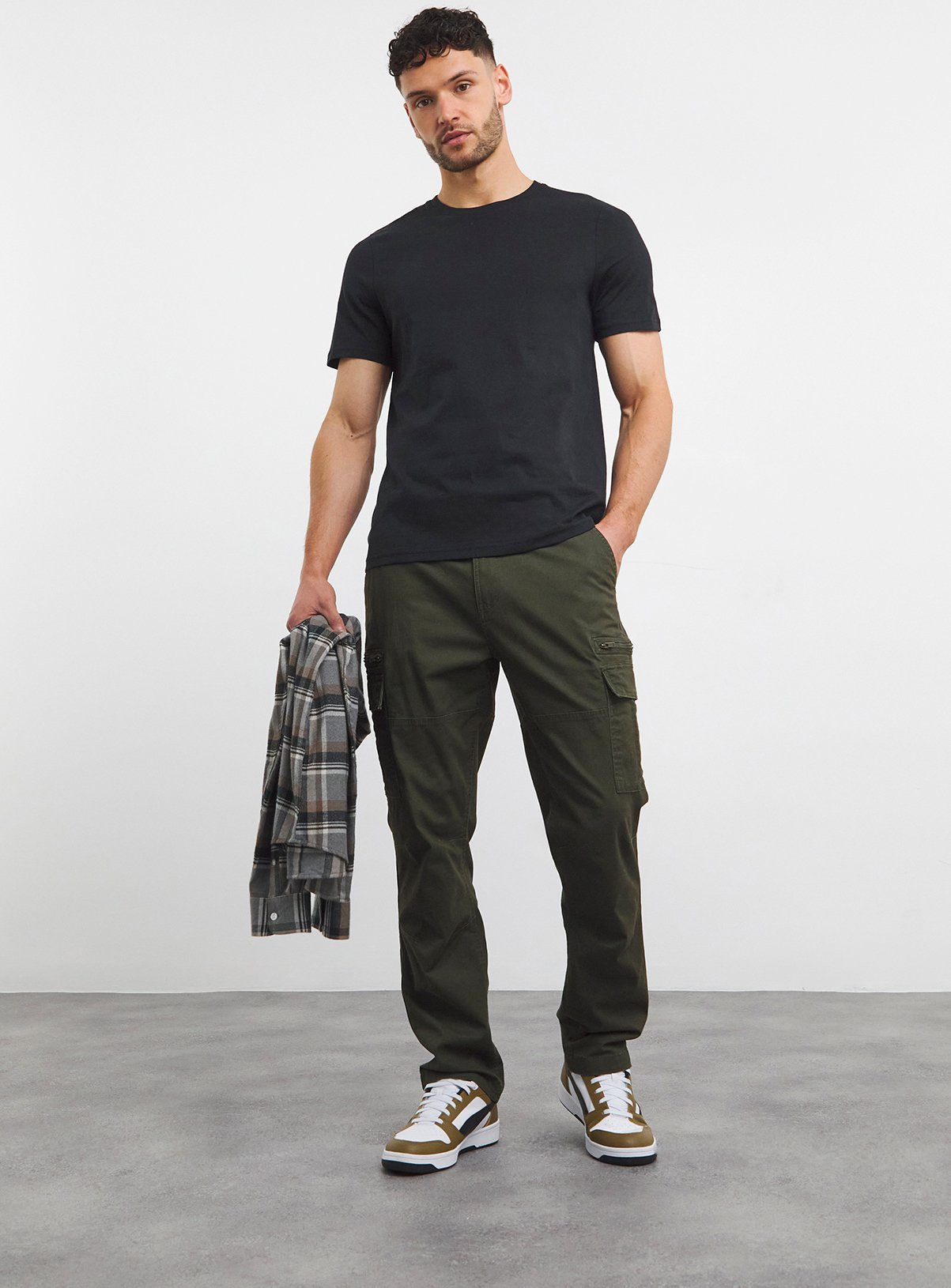 JACAMO 5 Pack Black Crew T Shirt Regular Length 1XL - Image 3 thumbnail