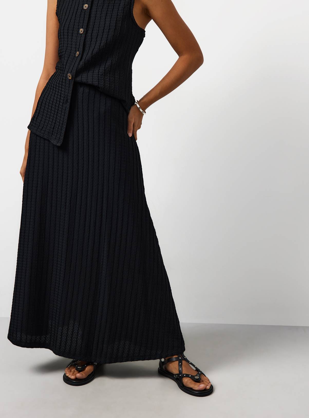 Black Textured Full Co-ord Skirt 16 - Image 1