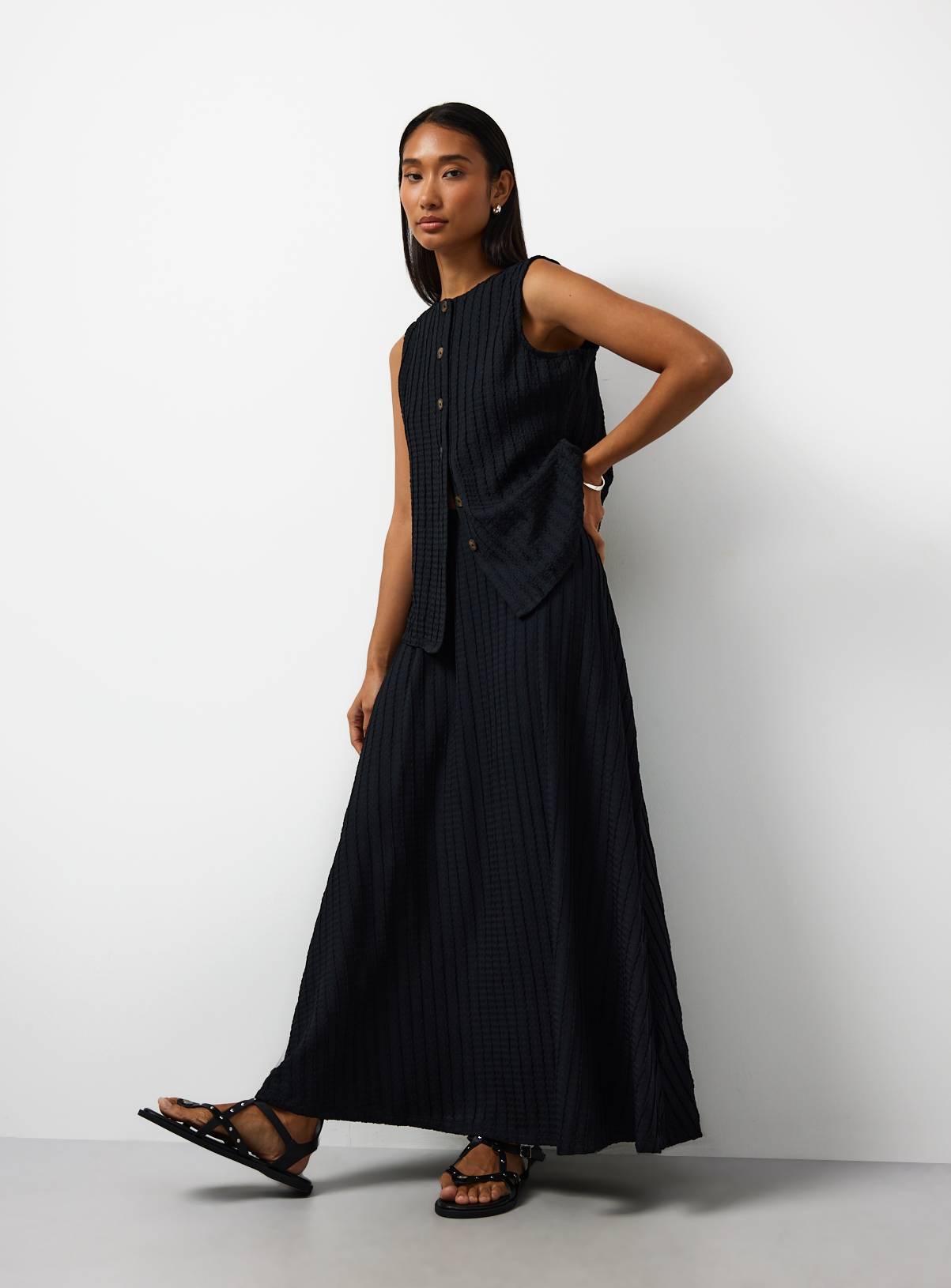Black Textured Full Co-ord Skirt 16 - Image 2