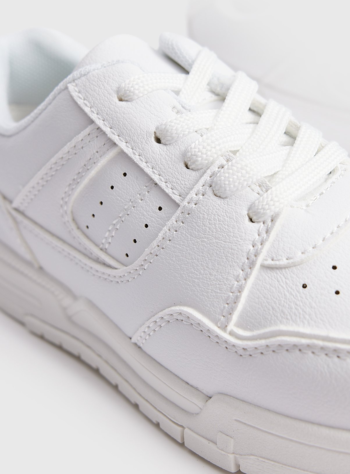 White Panelled Trainers 13 Infant - Image 3 thumbnail