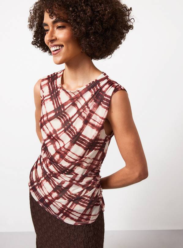 Cream Check Print Sleeveless Mesh Top 18