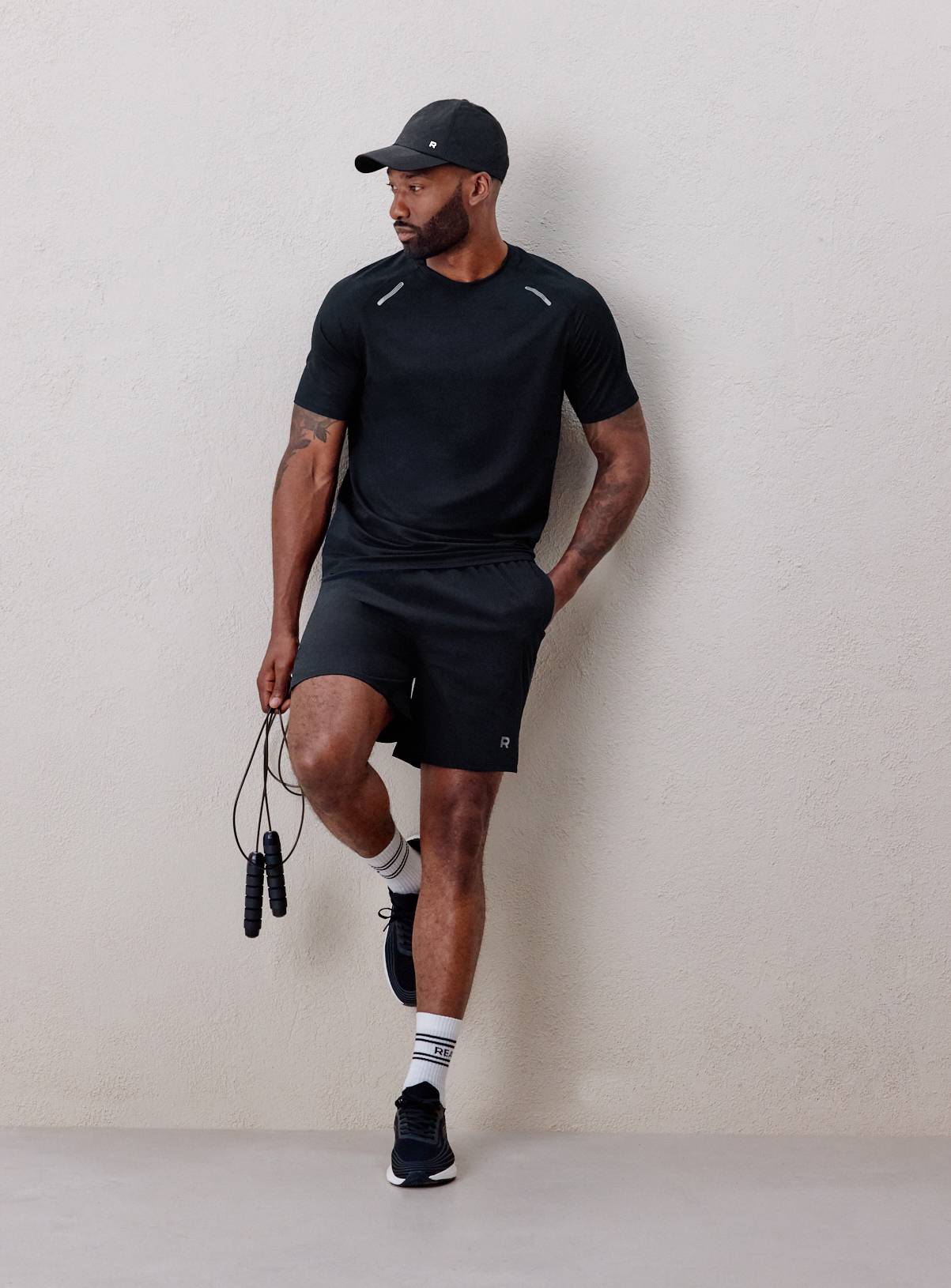 REAKTIV Black Performance Shorts XXXL - Image 2