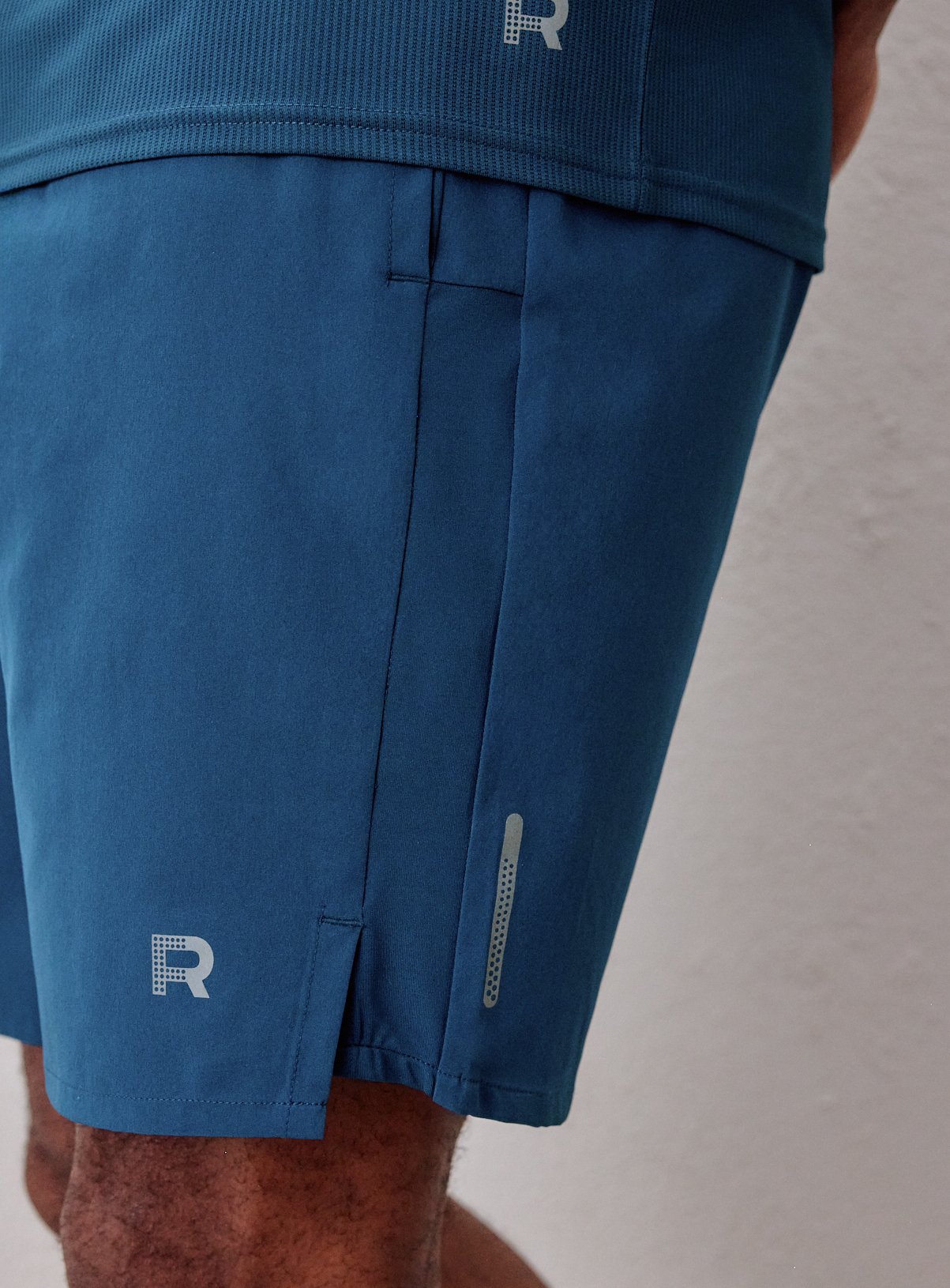 REAKTIV Blue Performance Shorts XXXL - Image 3 thumbnail