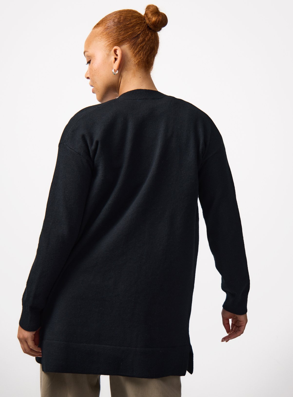 Black Cosy Yarn Knitted Cardigan XL - Image 4 thumbnail