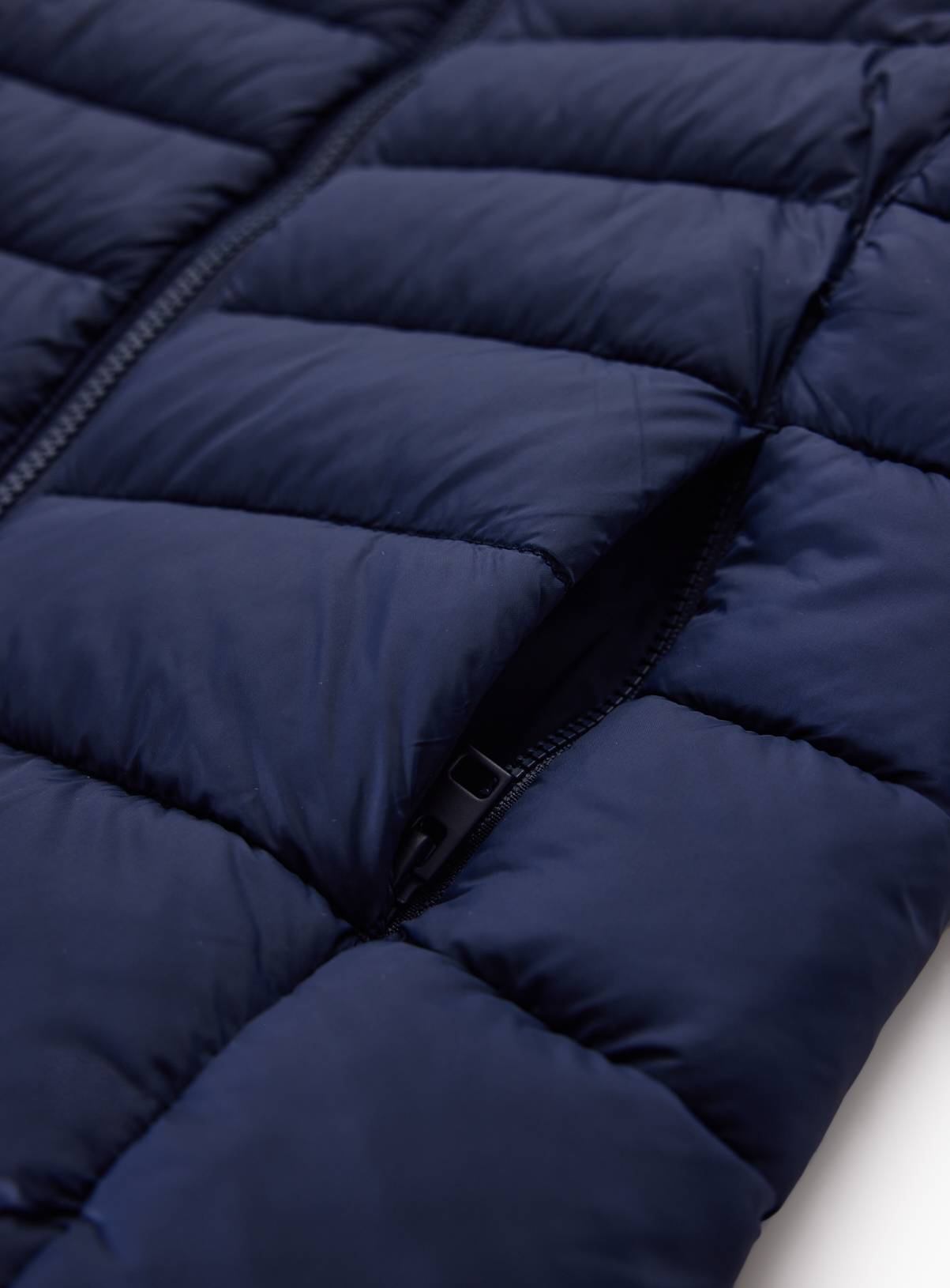 Quilted & Hooded Puffer Jacket 5-6 years - Image 2