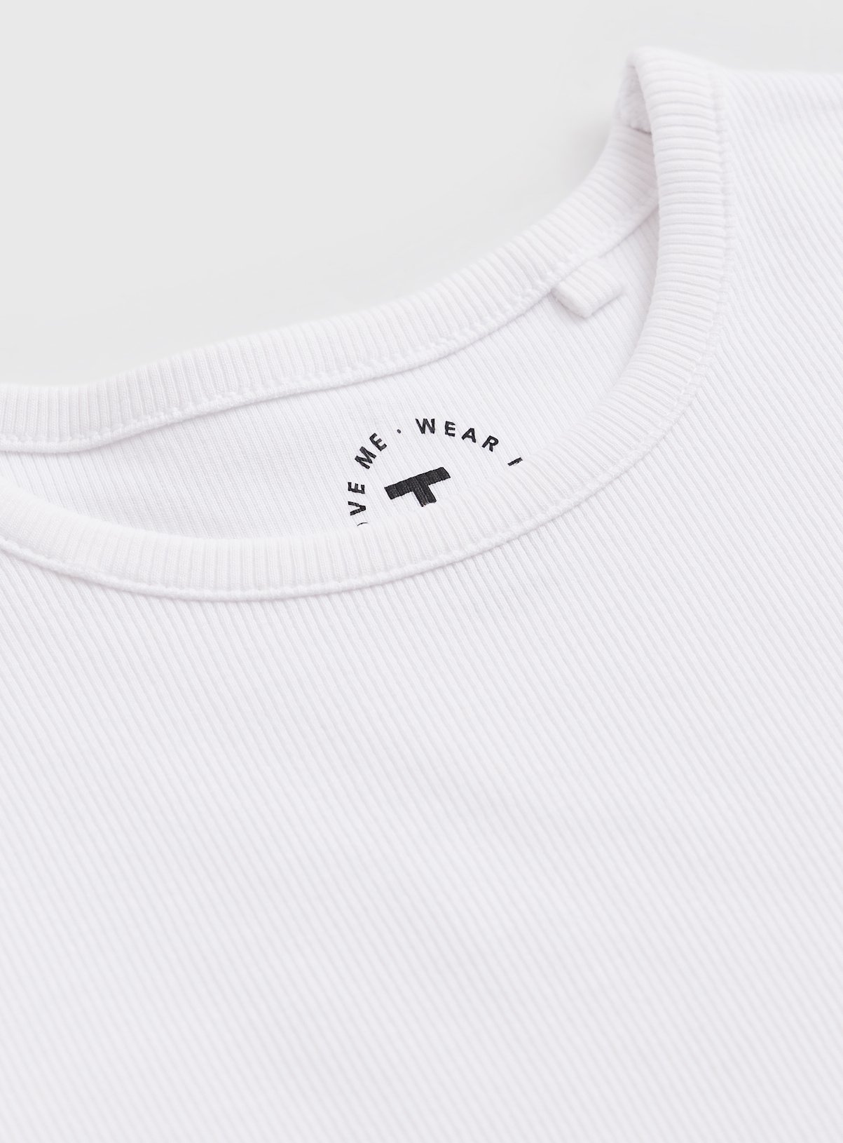 2 Pack White Ribbed Long Sleeve T-Shirt 5 years - Image 2 thumbnail