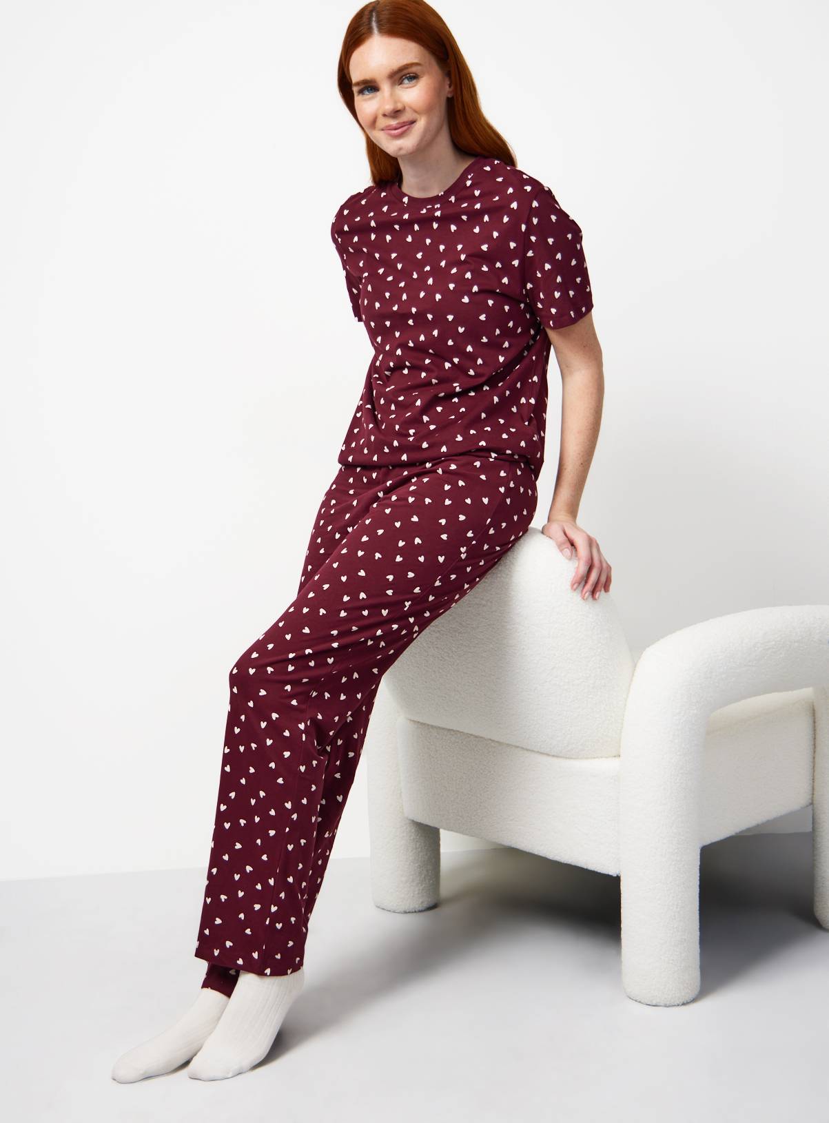 Burgundy Heart Print Pyjamas M - Image 2
